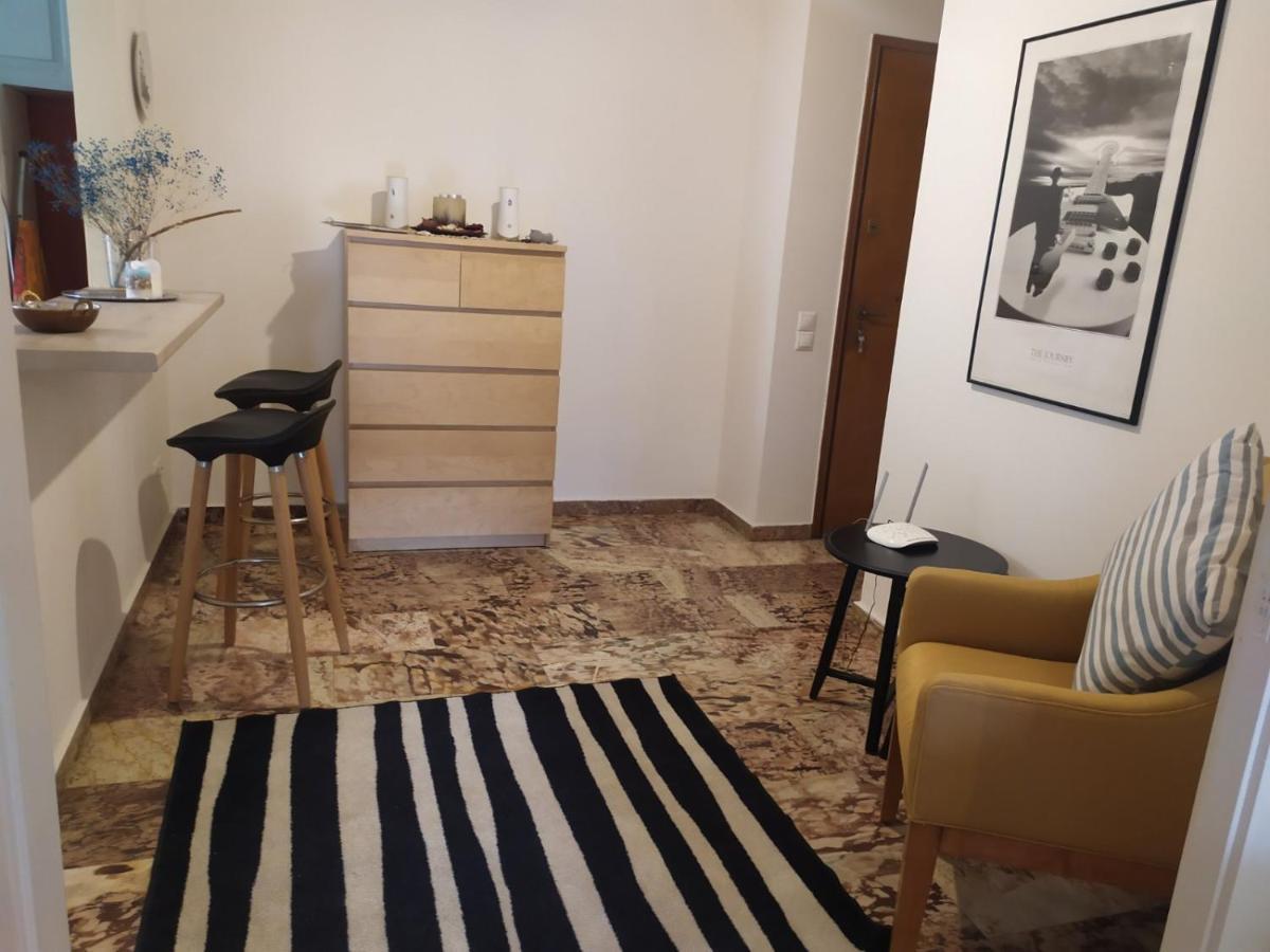 Maria'S Cozy Apartment In Palaio Faliro Athen Eksteriør bilde